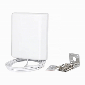 Antenne Yagi directionnelle 4G LTE 700-2700mhz pour communication extérieure - Product Image 3
