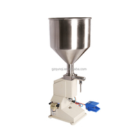 Piston pneumatique semi-automatique de machines de remplissage avec la machine de cylindre pour le remplissage liquide de pâte de confiture de produit d'huile d'olive de petite industrie