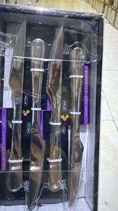 Coltelli da Cena in Acciaio Inossidabile da 21 cm con Finitura a Specchio per Occasioni Nuziali - Product Image 4