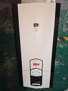 ACS880-01-096A-5 ACS88001096A5 อินเวอร์เตอร์ความถี่ ACS880 ซีรีส์ 380-480V สามเฟส สำหรับ PLC - Product Image 2