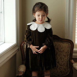 Váy bé gái mùa đông chất liệu nhung mềm mại, cổ tròn, tay dài, họa tiết trơn, kiểu dáng Tây Ban Nha, thêu hoa thủ công. - Product Image 3