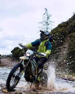 Sur-Ron para Motocicleta Eléctrica Todoterreno, 21KW de Alta Potencia, Batería de Litio de 74V 60Ah, Certificación CE, Autonomía de 115km, Velocidad Máxima de 95km/h - Product Image 1