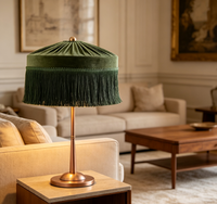 Lampe de table vintage en velours vert avec pompon, alimentation électrique AC/DC, base en fer, lampe décorative de chevet, chambre à coucher, salon, hôtel
