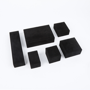 Bán Buôn Đồ Trang Sức Sang Trọng Bao Bì Vòng Cổ Nhẫn Trang Sức Set Hộp Tùy Chỉnh Màu Đen Flannel Nhung LED Ánh Sáng Hộp Đồ Trang Sức Với Logo - Product Image 6