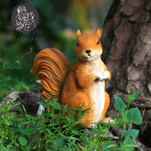 Estátua de esquilo de lago de 8.7 polegadas, escultura de resina para decoração de animais, estatueta realista de esquilo de lago falso, presente para jardim - Product Image 2