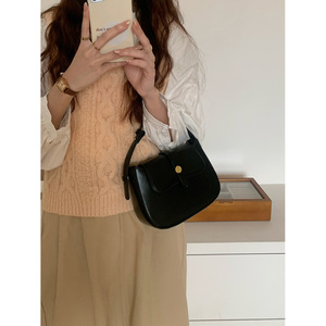 Bolso de mano Retro de estilo coreano para mujer, bolso de hombro con hebilla magnética negra, bolso cruzado con bolsillo con cremallera, verano 2023 - Product Image 2