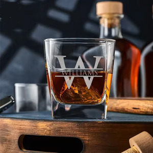 แก้ววิสกี้ทรงเหลี่ยมใสสลักลายตามสั่ง ขนาด 270 มล. ชุดแก้ววิสกี้แบบโอลด์แฟชั่น พร้อมแก้ว 4 ใบ สำหรับบาร์ - Product Image 1