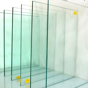 Verre flotté transparent sur mesure <span class=keywords><strong>de</strong></span> 3 mm, 4 mm, 5 mm, 6 mm pour étagères <span class=keywords><strong>de</strong></span> réfrigérateurs à <span class=keywords><strong>vin</strong></span> et dessus <span class=keywords><strong>de</strong></span> table – Fabrication chinoise - Product Image 1