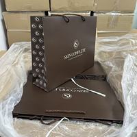 Sacs cadeaux en papier de luxe avec logo personnalisé, impression dorée rose, matériaux recyclés pour la promotion des boutiques haut de gamme et des marques de parfums