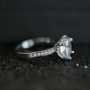 Anello a Sei Punte per Donne, Accessorio Semplice e alla Moda per Uso Quotidiano, Ideale per Outfit Casual e Regalo - Product Image 4