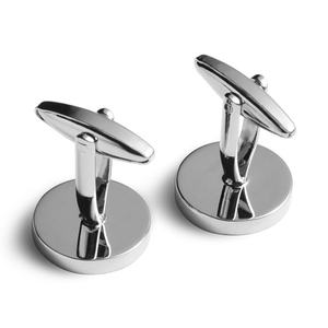 Chemise de style français de haute qualité, couleur blanc et gris, design simple, boutons de manchette en métal - Product Image 6