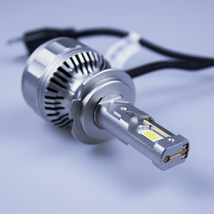 Ampoule de phare LED Carolyn hb3 12 volts <span class=keywords><strong>200</strong></span> watts Luces Led Auto H4 Ampoules LED pour voiture Ampoule de phare LED 250 w Haute qualité - Product Image 3