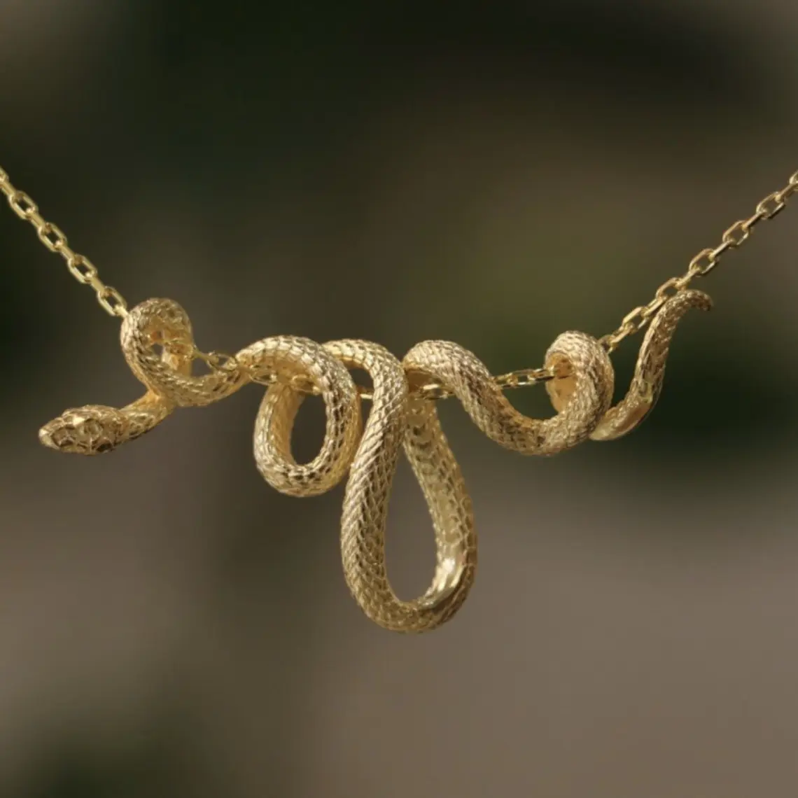 Collana di lusso con tessuto a serpente in oro collana intrecciata con catena di serpente collana con catena di serpente con nodo d'amore