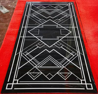 Médaillon en marbre blanc Volakas et marbre noir personnalisé, jet d'eau/mosaïque, 1,06x1,56m