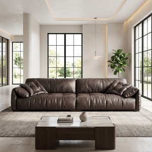 Divano di Lusso in Pelle Marrone Scuro Plissettato, Elegante Divano Oversize per Arredamento Moderno e Spazioso del Soggiorno - Product Image 1