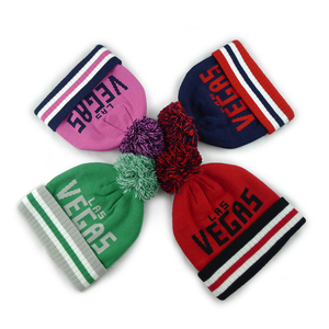<span class=keywords><strong>Bonnet</strong></span> Jacquard Personnalisé avec <span class=keywords><strong>Pompon</strong></span>, Chapeau d'Hiver à Revers, <span class=keywords><strong>Bonnet</strong></span> Tricoté Personnalisé avec Nom de Ville pour Vente en Gros, Logo d'Équipe Sportive, Gorras - Product Image 5