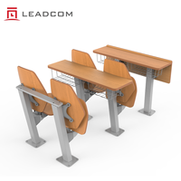 Chaise de conférence en bois Leadcom L-E08 pour universités, avec panier porte-documents, idéale pour les salles de formation et les cours universitaires.
