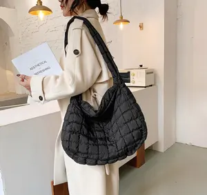 الصين بالجملة جديد الخريف/الشتاء منقوشة أسفل حقيبة كبيرة قدرة حمل حقيبة عارضة الأزياء قطري حقيبة كتف للنساء