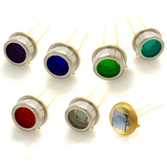 Silicon photodiode chip 3*3mm silicon photocell detector monochromatic sensor visible light near infrared optoelectronic parts