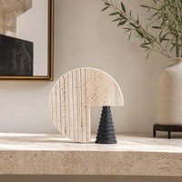 Sculpture de figure ronde en marbre naturel Evelyn Creative Globe pour décoration de table de luxe