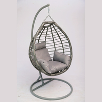 Mobilier d'extérieur moderne de style design très vendu Chaise pour balcon en rotin avec coussin suspendu pour dosette d'oeufs Chaise pour balançoire de patio avec support