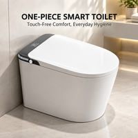 WC intelligent monobloc avec bidet intégré, ouverture automatique du couvercle, chasse d'eau par capteur au pied, siège chauffant, séchoir à air chaud et télécommande