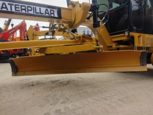Motoniveladoras de alta calidad usadas Japón CAT 140G Motoniveladora 140K 140h 140G Caterpillar Graduadora a la venta - Product Image 5