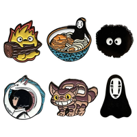 Antique-Style Studio Ghibli Logo Pins Drapeaux En Métal Imprimés Sur Mesure Laiton Fer Aluminium Artisanat Souvenirs Coulée Technique De Placage
