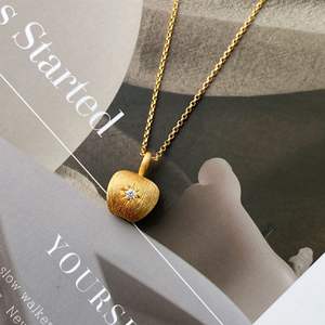 Collier pendentif exquis haut de gamme en argent pur S925, anneau rotatif simple en forme de goutte d'eau brossé, anneau en Y, Luo Shen's - Product Image 2