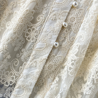 Robe midi décontractée pour femme, élégante, en dentelle brodée, coupe trapèze, col montant, manches longues lanternes, taille à cordon, pour le quotidien