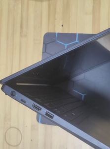 Ordinateur portable DaLL <span class=keywords><strong>Latitude</strong></span> <span class=keywords><strong>5290</strong></span>, avec processeur Intel Core I5-8250U, 8 Go de RAM et 256 Go de stockage - Product Image 4