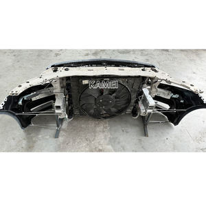 Venta caliente adecuado para <span class=keywords><strong>Mercedes</strong></span> Benz <span class=keywords><strong>Clase</strong></span> <span class=keywords><strong>C</strong></span> C63 AMG rejilla de montaje de parachoques delantero de uso original - Product Image 5