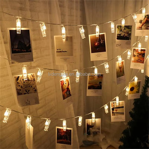 <span class=keywords><strong>Guirlande</strong></span> <span class=keywords><strong>lumineuse</strong></span> LED <span class=keywords><strong>à</strong></span> piles 3m 20 LED transparentes <span class=keywords><strong>avec</strong></span> pinces <span class=keywords><strong>photo</strong></span> pour décoration murale de festival et fête - Product Image 4