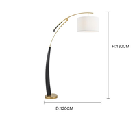 Luz de pie de diseño minimalista Lámpara de pie simple de arco de hotel Luz de pie decorativa para habitación