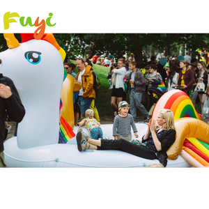 Arco Inflable para el <span class=keywords><strong>Mes</strong></span> del Orgullo LGBTQ para Desfiles al Aire Libre - Impermeable y Duradero, Más de 3.6 Metros de Largo - Product Image 5