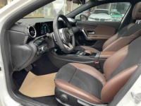 Vente en gros de voitures d'occasion Mercedes-Benz Classe A 2019 A 180 L Sport Berline – Stock de concessionnaires pour l'exportation