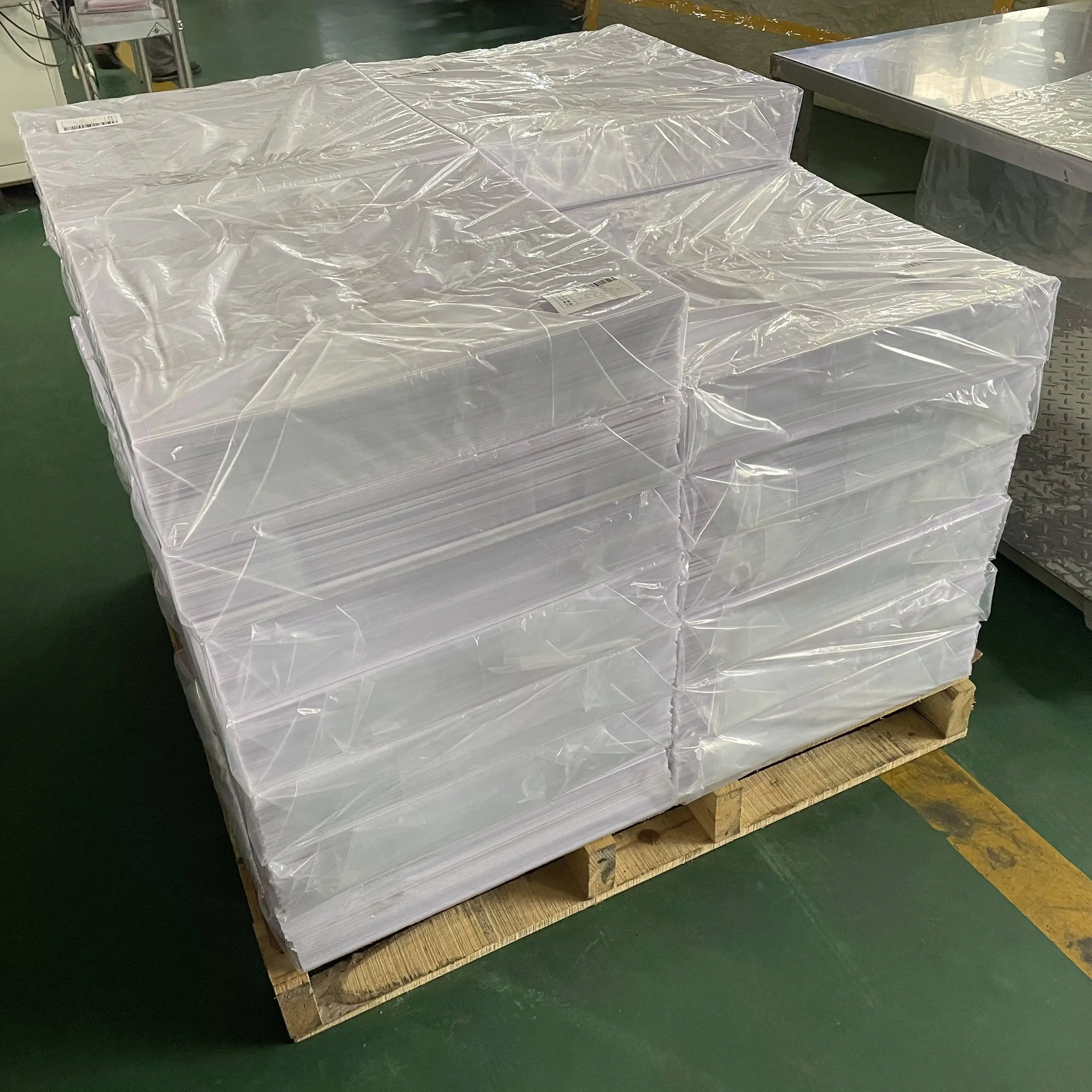 A4 Größe Kostenlose Probe Hochglanz mattes PVC 0,08-6mm Weiß bedruckte PVC-Platten folien rolle für den Druck von Ausweis karten