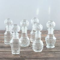 Mini-bouteilles de vin, bouteilles de sauce piquante, petits flacons à shot avec couvercle en verre, entonnoir à liquide pour un remplissage facile, idéal pour les fêtes