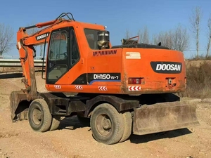 รถขุดไฮดรอลิกมือสอง Doosan 150W-7 ขนาด 15 ตัน เครื่องจักรก่อสร้าง Doosan 150W-7 สำหรับขาย - Product Image 1