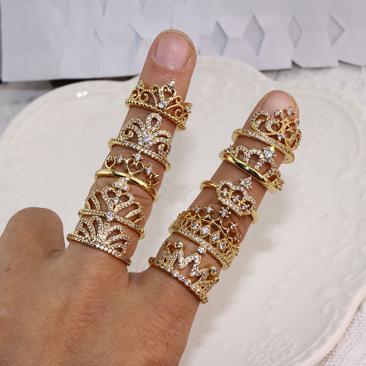 SENFAI Gold Royal Crown Ring For Women - Trendy Imperial Crown Design, Zinc Alloy (Sizes 5-12)