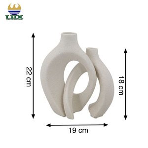 Juego de 2 Jarrones de Cerámica Irregulares Personalizados, Estilo Nórdico Moderno, con Esmalte Arenado, Decorativos para Mesa de Sala de Estar - Product Image 2