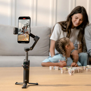 DJI Osmo Mobile 8 Combo Estándar, Estabilizador de Teléfono con Seguimiento Inteligente de 360 Grados, Gimbal de Mano con Control por Gestos - Product Image 6