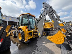 Chargeuse-pelleteuse puissante XC870HK avec une capacité de fonctionnement impressionnante - Product Image 4