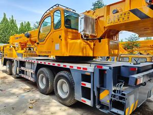 XCM-G QY50K-II exportateur professionnel utilisé grue sur chenilles 50Ton capacité de levage boîte de vitesses moteur PLC entretien facile Construction - Product Image 4