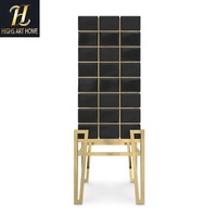 Meuble à vin autoportant de luxe moderne noir brillant avec cadre métallique doré pour cave à vin