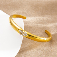 Bracelet manchette minimaliste Gaovo en or PVD 18 carats, ajustable, design ouvert, incrusté de zircone cubique, en acier inoxydable, inaltérable, bijoux pour femme