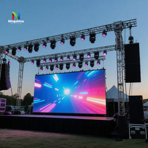 Buitenscherm voor podiumverhuur, energiezuinig P3.91 LED-scherm voor podium, full colour concert LED-videowall - Product Image 1