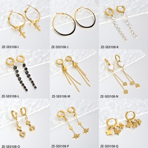 Boucles d'oreilles pendantes en forme de pompon personnalisées unisexes en acier inoxydable 316 plaqué or 18 carats Zeadear - Product Image 2
