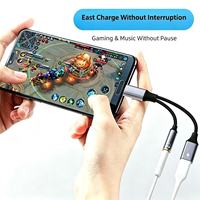 Adaptateur audio multifonction 2 en 1, type-c, 3.5mm, prise casque femelle, Port de chargement, compatible avec les smartphones et tablettes