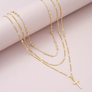 Chaîne à maillons en or à trois couches Ensemble de colliers à pendentif croix métallique pour femmes Collier à chaîne de perles rondes <span class=keywords><strong>chic</strong></span> - Product Image 6